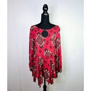 Entro Red Floral Tunic Blouse Top Handkerchief Hem Size Large Boho Bohemian